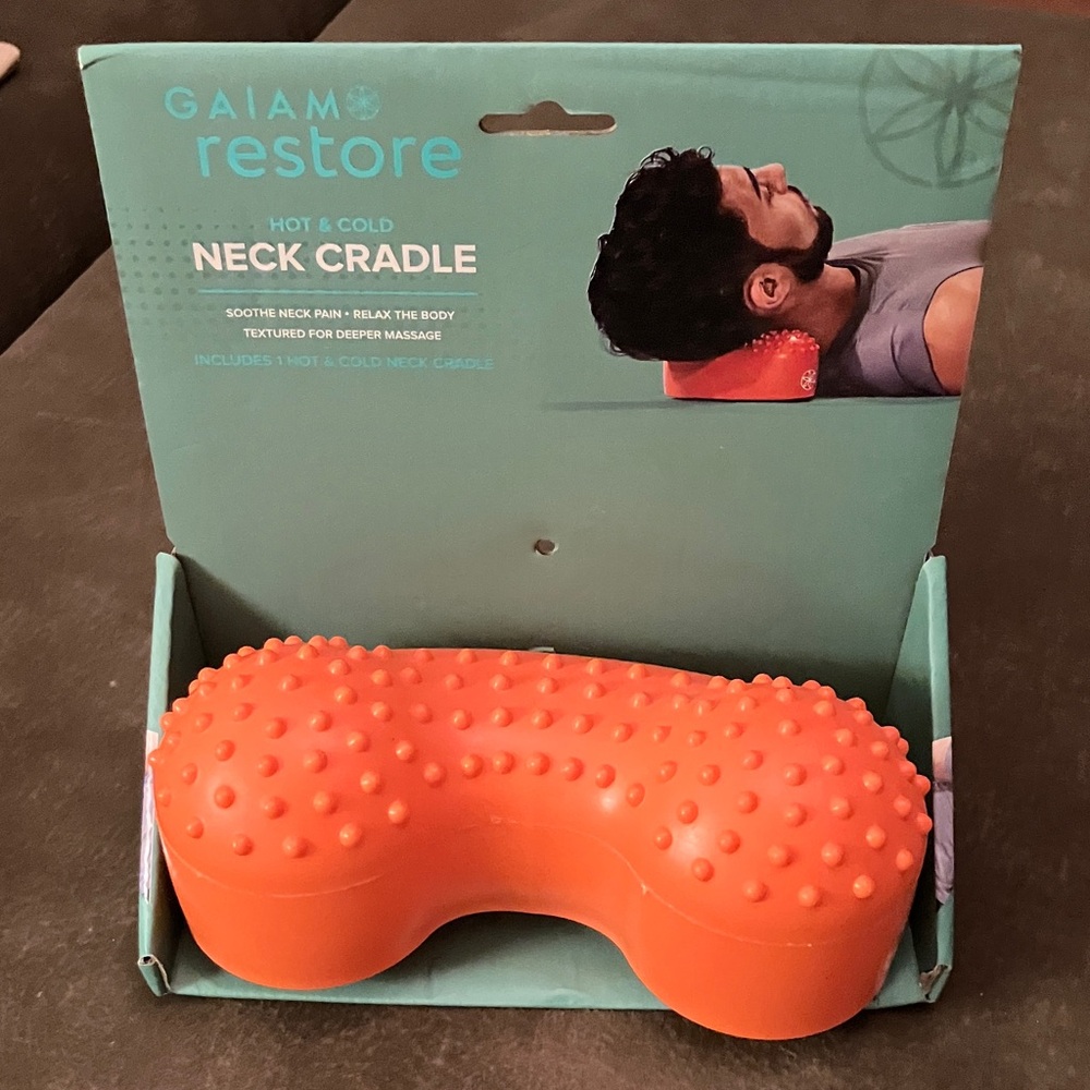 GAIAM Orange Neck Cradle for Hot & Cold Therapy
